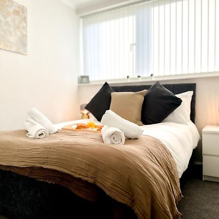 Contemporary And Cosy Birmingham Apartment- Free Parking & Wi-Fi Εξωτερικό φωτογραφία