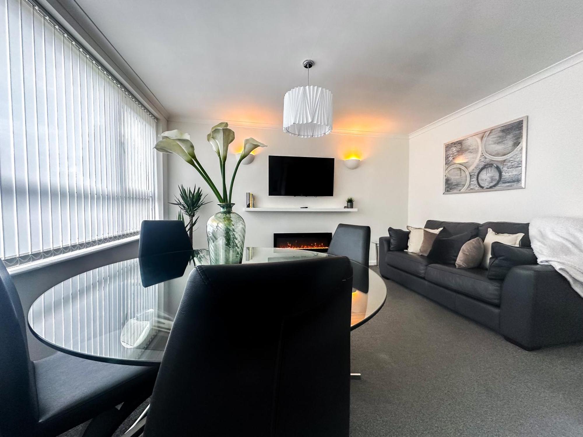 Contemporary And Cosy Birmingham Apartment- Free Parking & Wi-Fi Εξωτερικό φωτογραφία