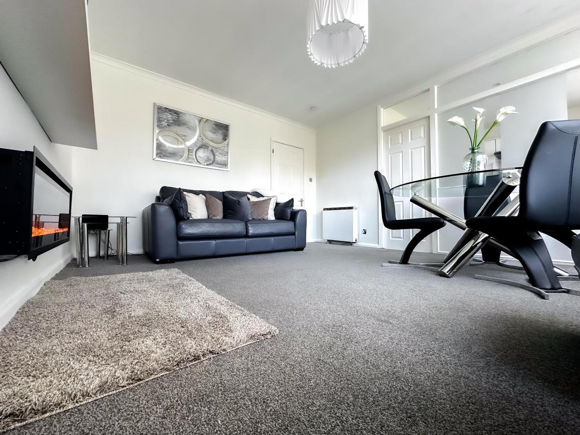 Contemporary And Cosy Birmingham Apartment- Free Parking & Wi-Fi Εξωτερικό φωτογραφία